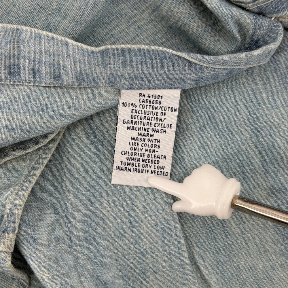 Ralph Lauren Button Down Mens Large Light Blue Chambray Denim Long Sleeve Shirt - Picture 9 of 10